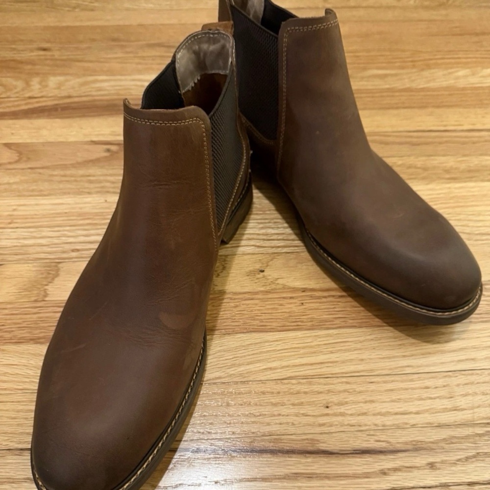 Florsheim Dark Brown Lodge Chalet Crazy Horse Leather Suede Size 10.5 NEW Boots